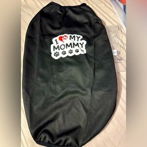 NWT untitled tee shirt in black XXL ( I do not believe this would fit an XXL)